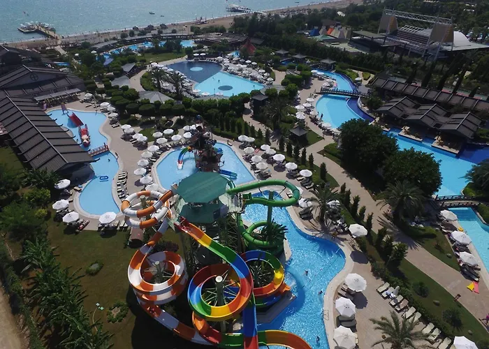 Limak Lara Deluxe & AntalyaHotel All Inclusive
